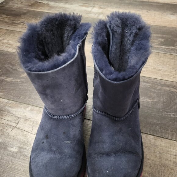 Ugg Bailey Bow II in Navy and Pink w/ Sheepskin lining Kids US Size2 - Picture 4 of 12